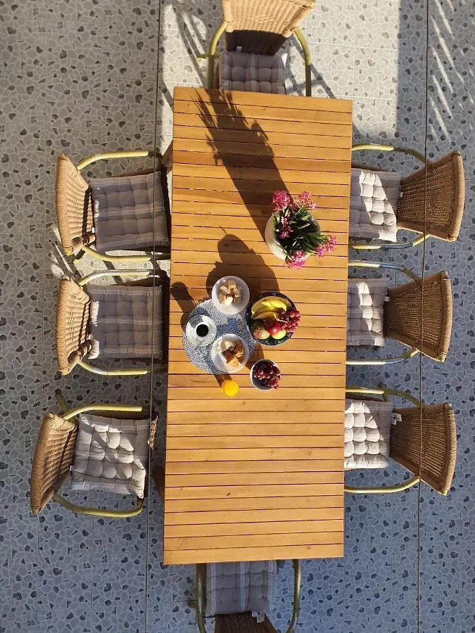 Casa Grande En Cordoba, Pueblo De La Victoria , 6 Dormitorios 0*,