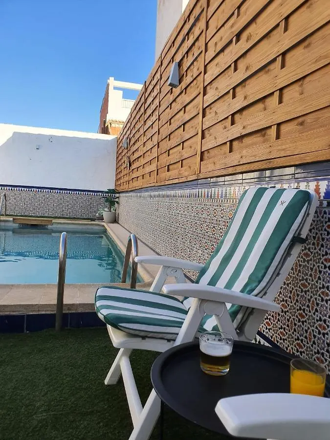 Casa Grande En Cordoba, Pueblo De La Victoria , 6 Dormitorios Spain